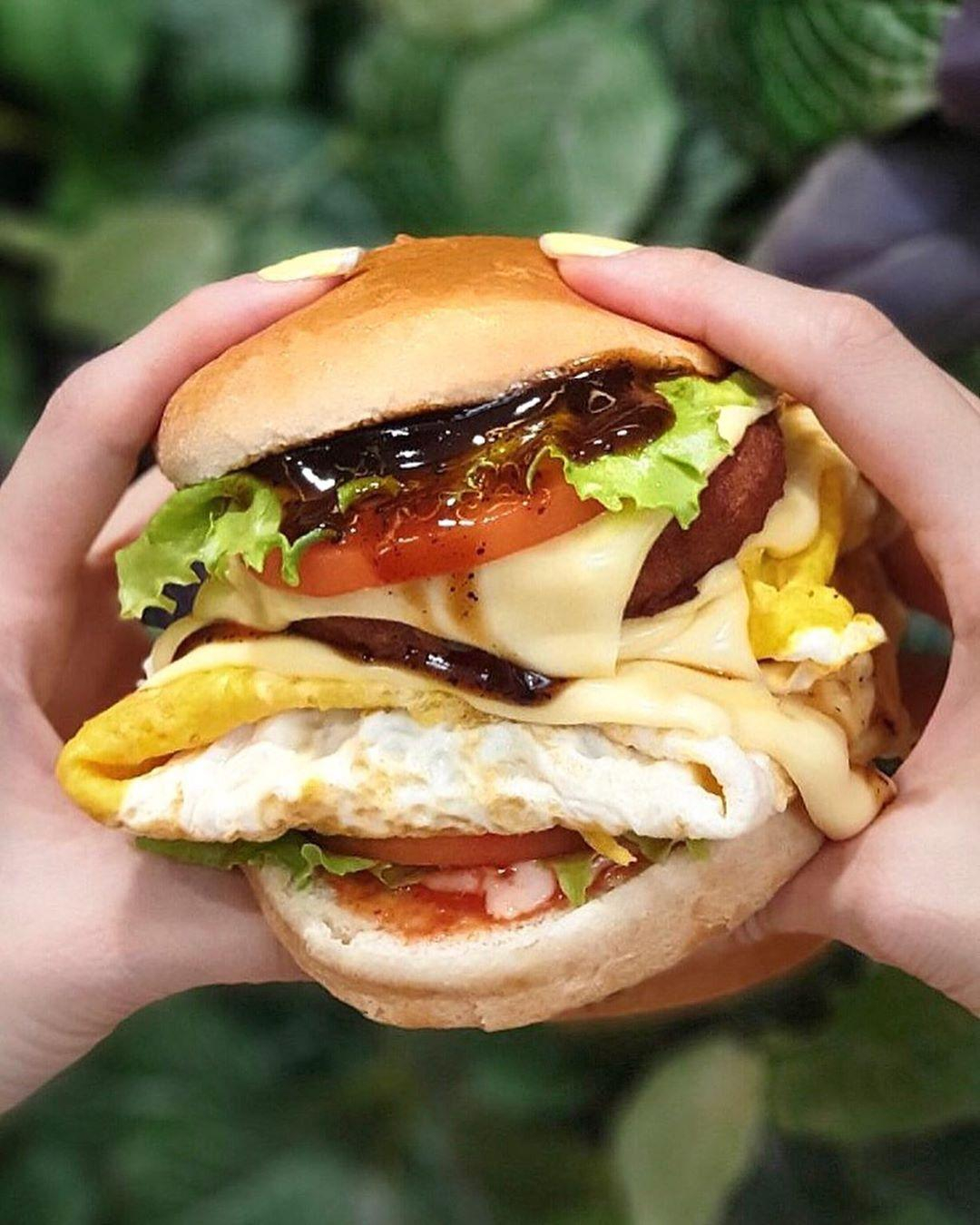 Thunder Burger