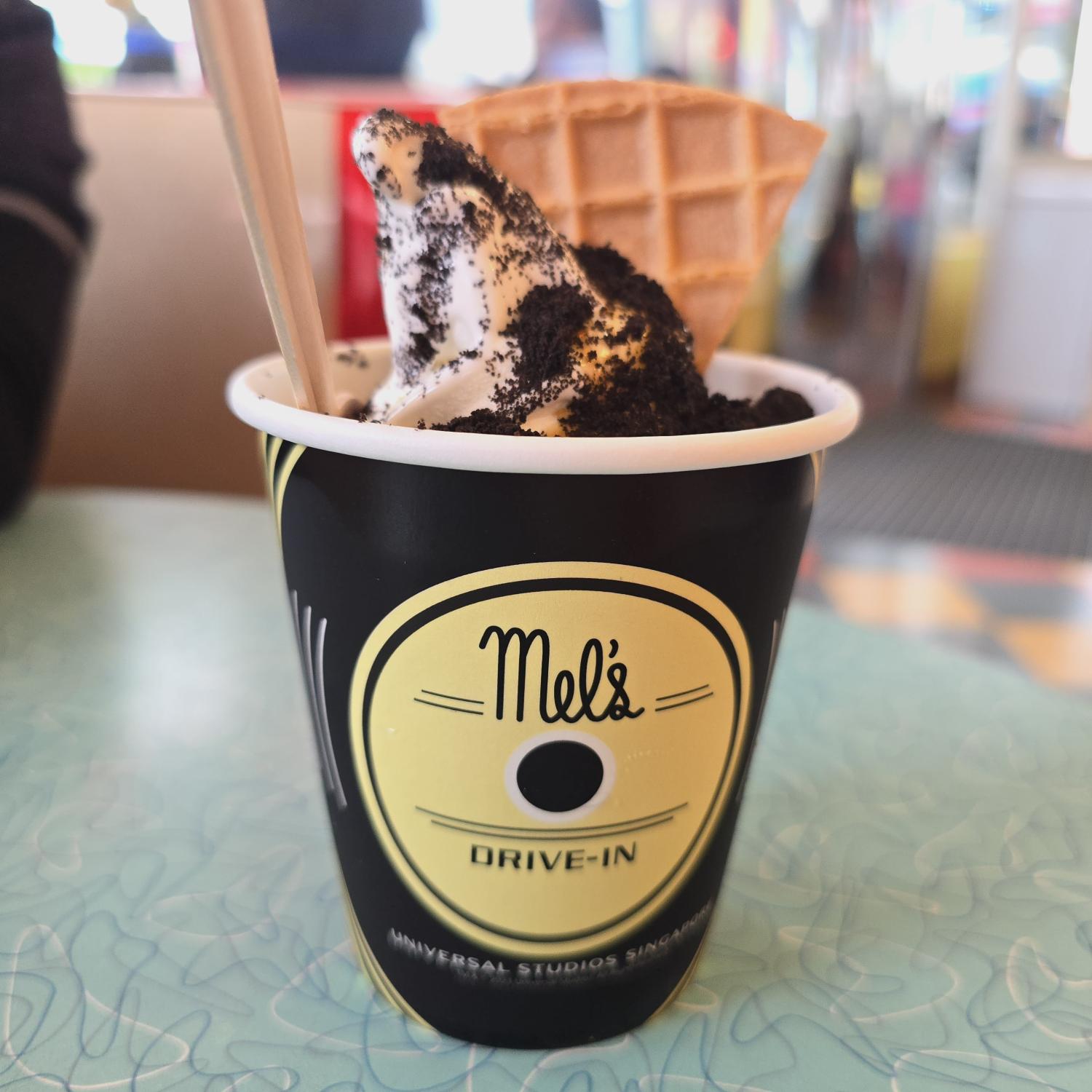 Oreo Caramel Sundae