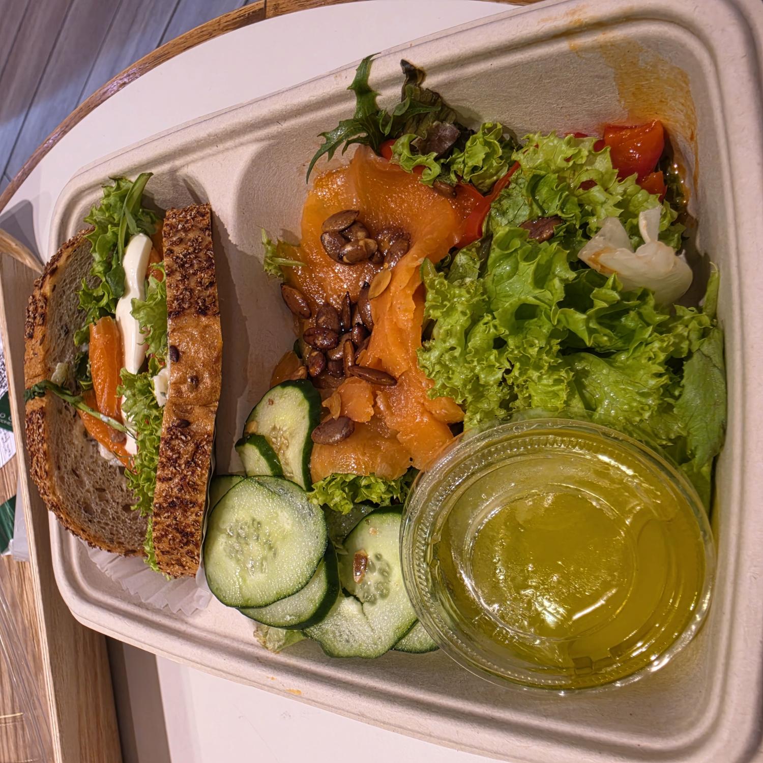 Smoked Salmon Deluxe