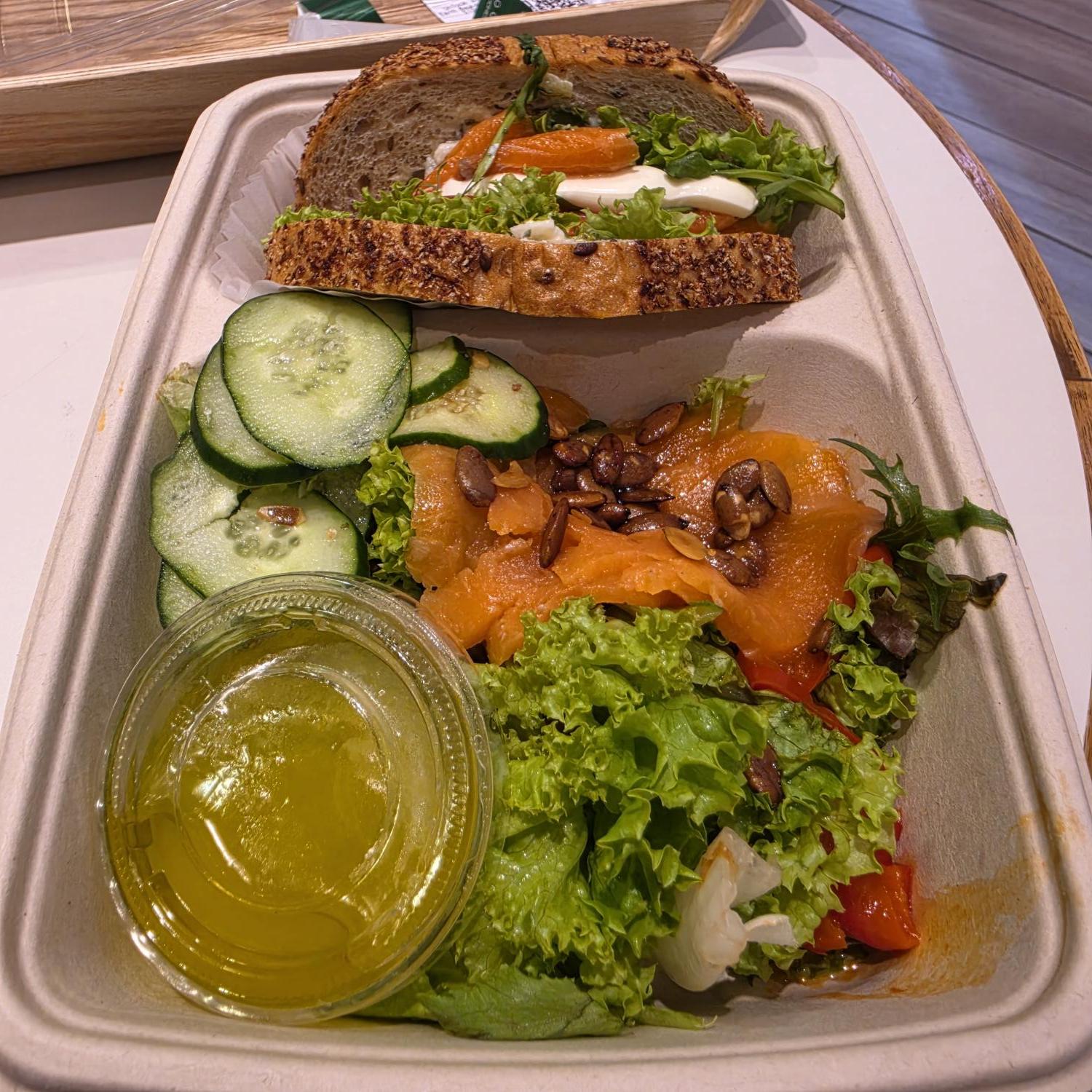 Smoked Salmon Deluxe