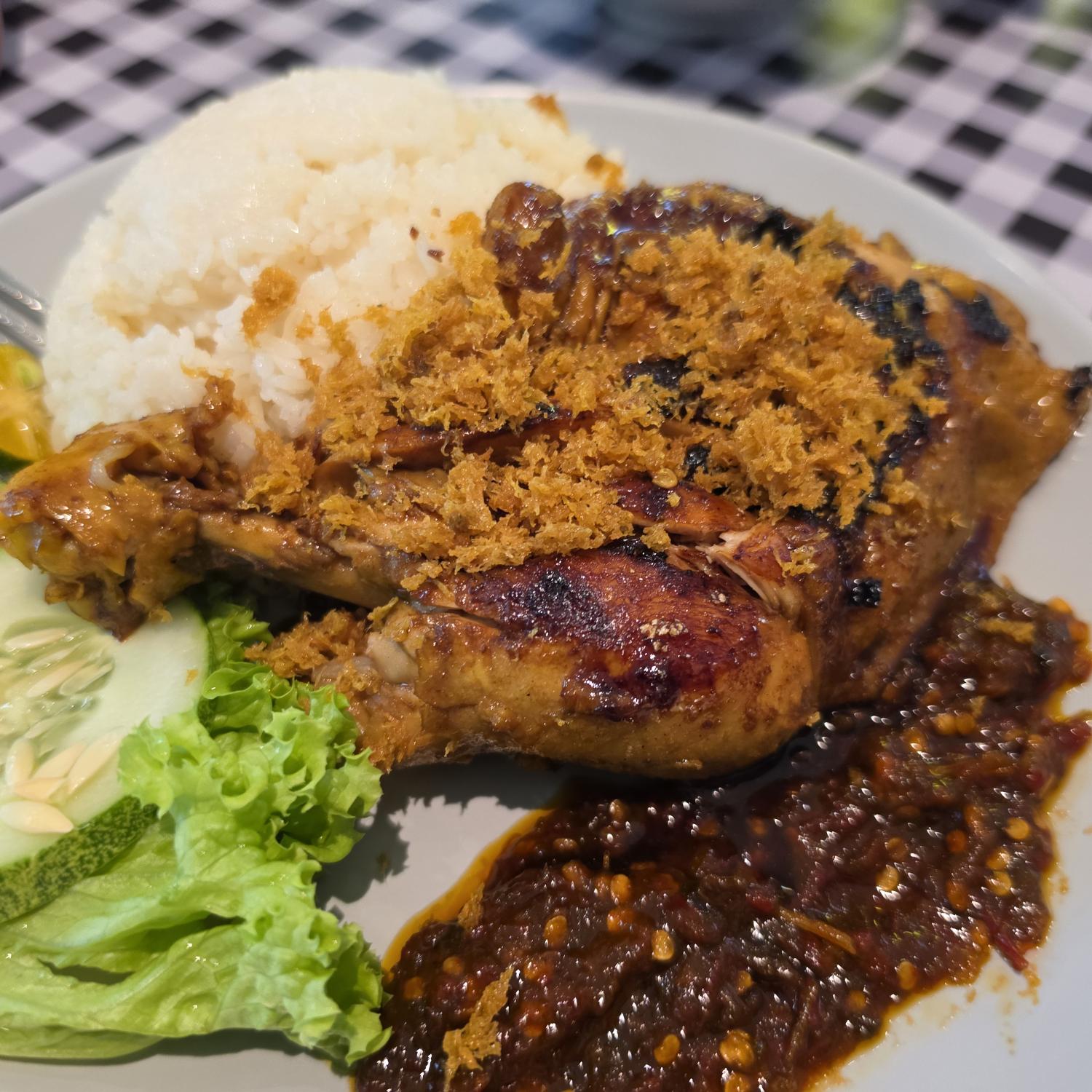 Ayam Bakar Penyet