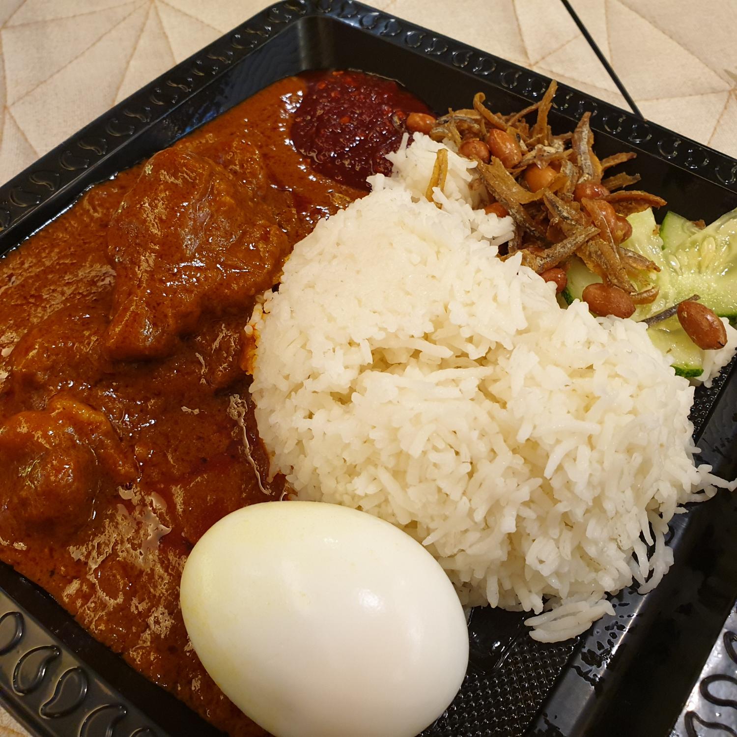 Nasi Lemak Beef Rendang