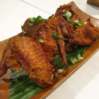 Crispy Garlic Wings