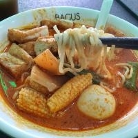 Food at Bagus Yong Tau Fu