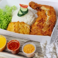 Food at Uncle Penyet