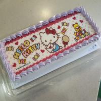 Food at Polar Puffs & Cakes