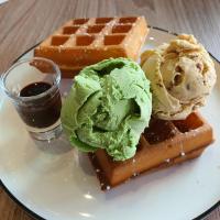 Food at Smitten Ice Cream Bar