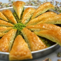 Premium Baklava Pistachios (Carrot baklava)