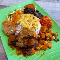 Food at Raden Lina
