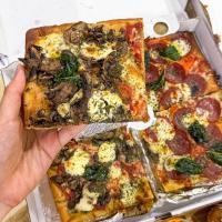 Roy's Favourite Pizza