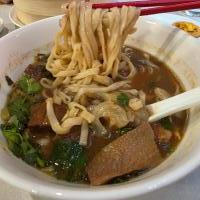 Assorted Beef La Mian