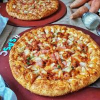 Food at Pizza Hut